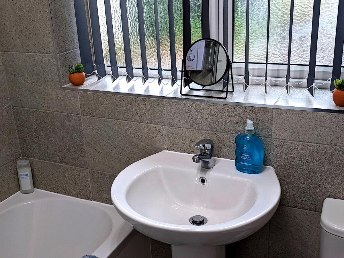 Racecourse Apartment Doncaster Bagian luar foto